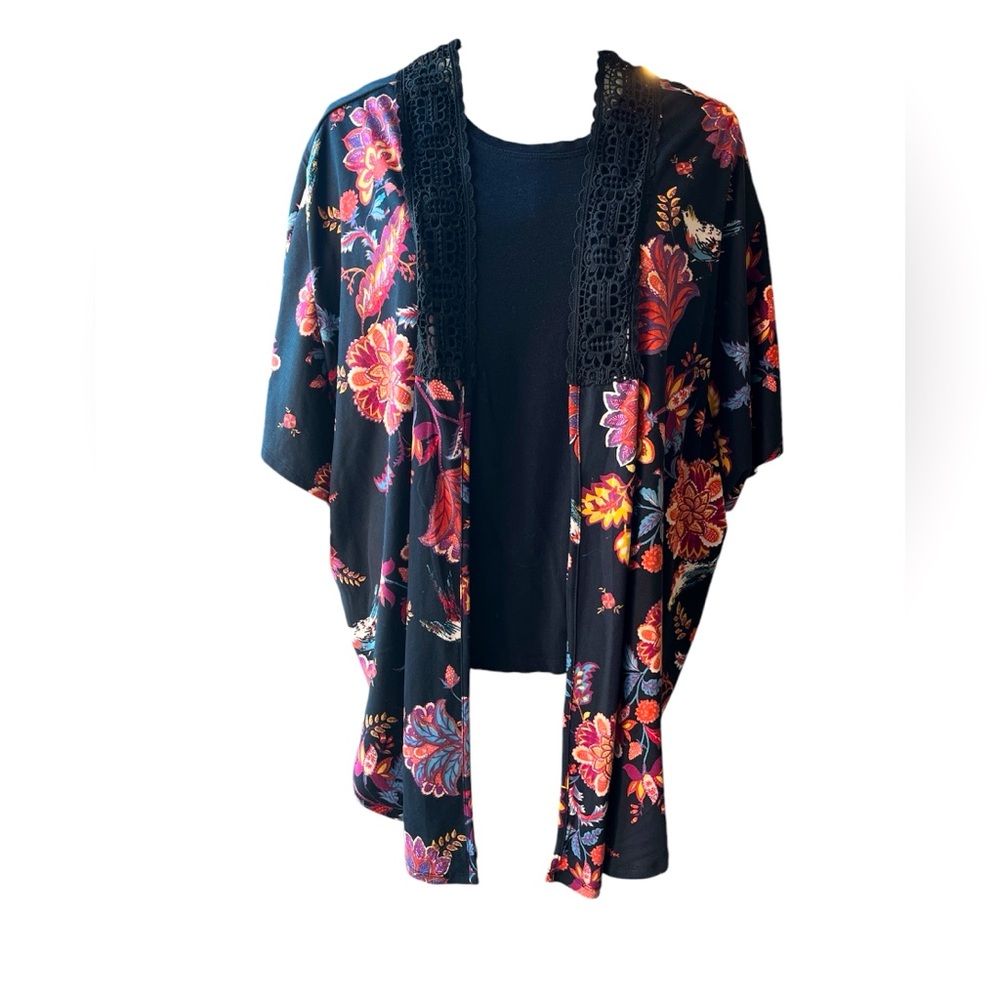 Sweet Rain Black Floral Lightweight Kimono Wrap Size Small